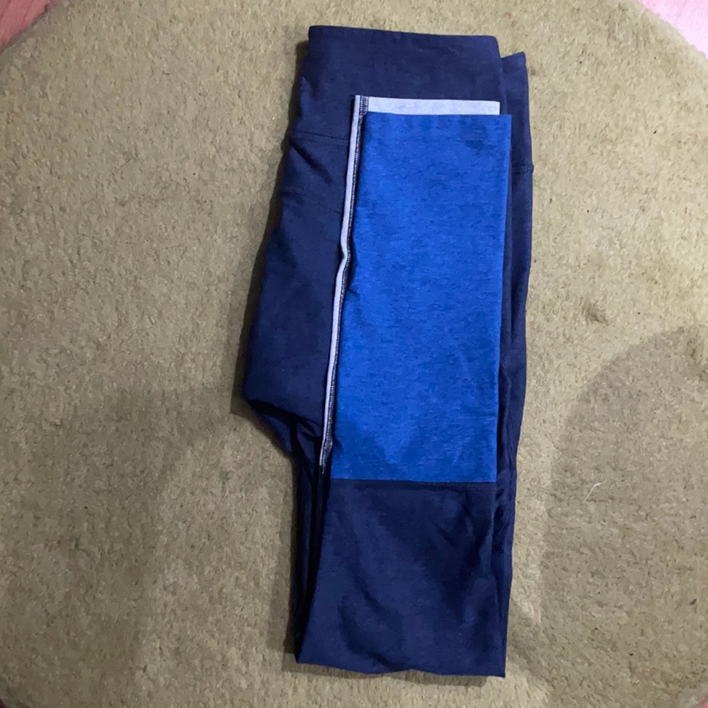 Outdoor voices color block leggings